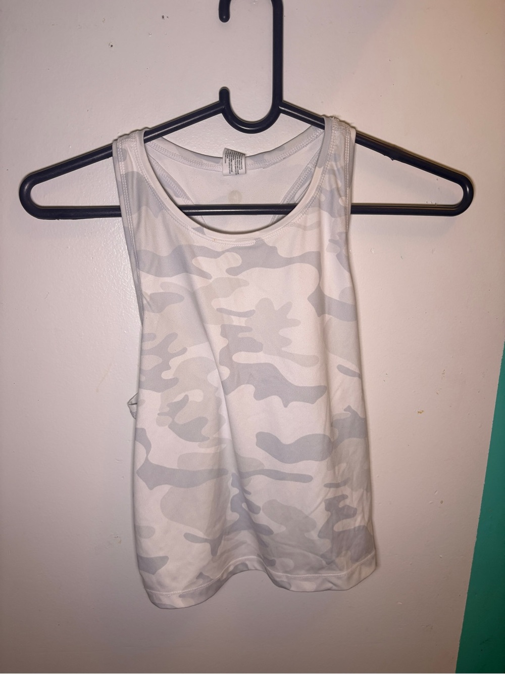 90 Degree by Reflex Women's Racerback Tank Scoop Neck Stretch Camo S